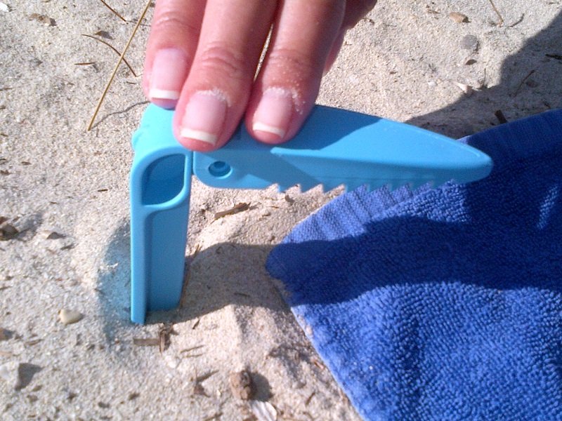The Beach Towel Clip by The Beach Towel Clip