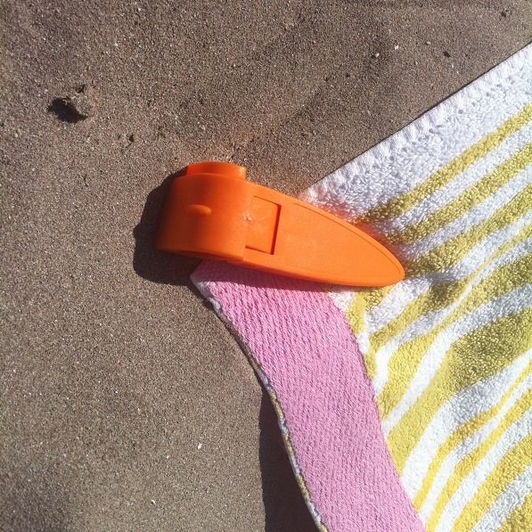 beach towel clip