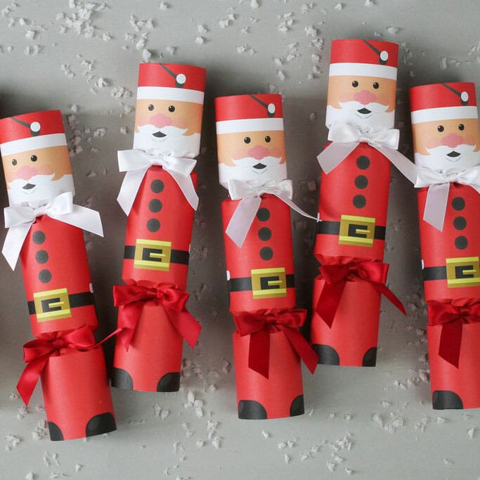 christmas decorations, crackers