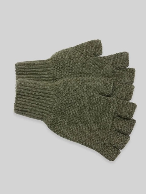 Celtic & Co British wool gloves